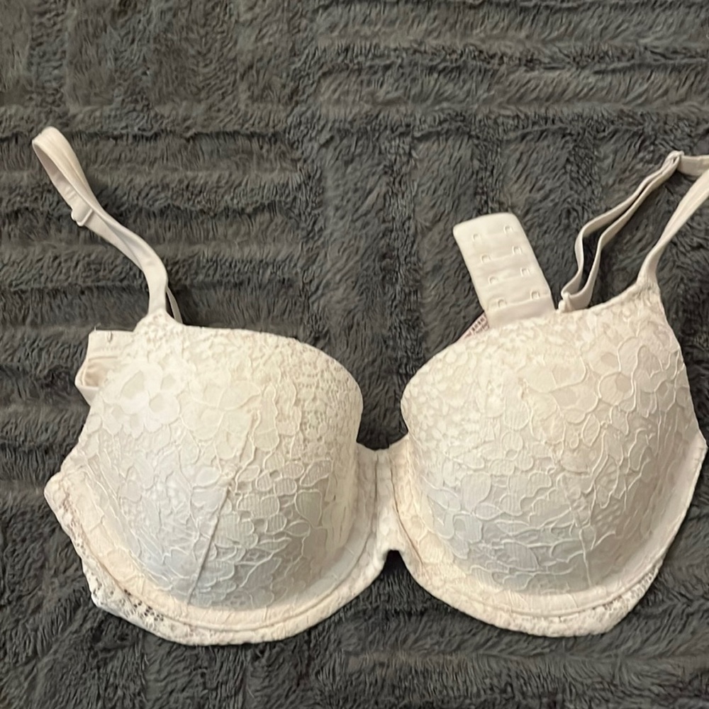 Victoria Secret lined demi bra